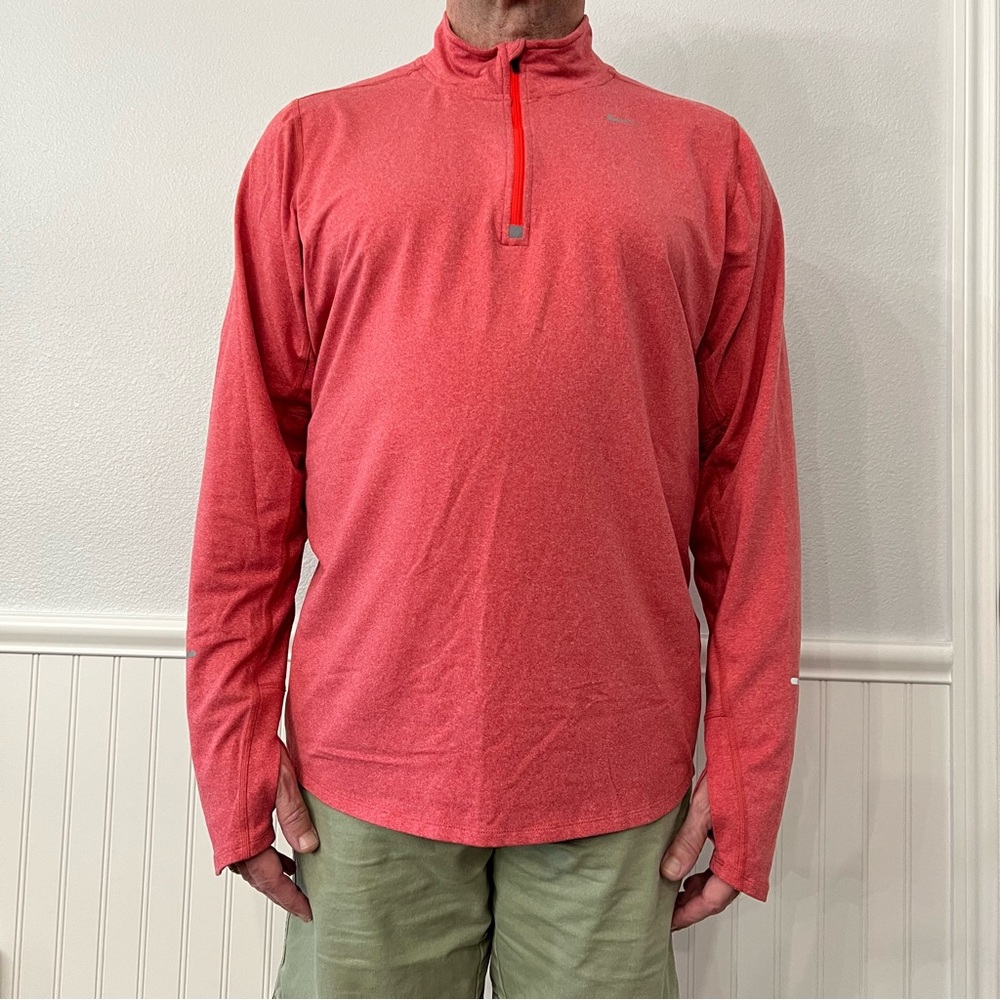 EC. Nike Men’s Dri-Fit Quarter- Zip Long Sleeve Running Top. Size Large.